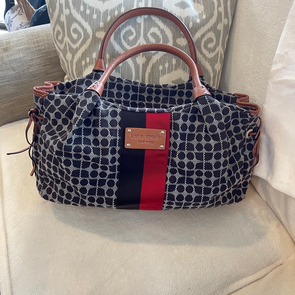 Kate spade black/white spotted design purse